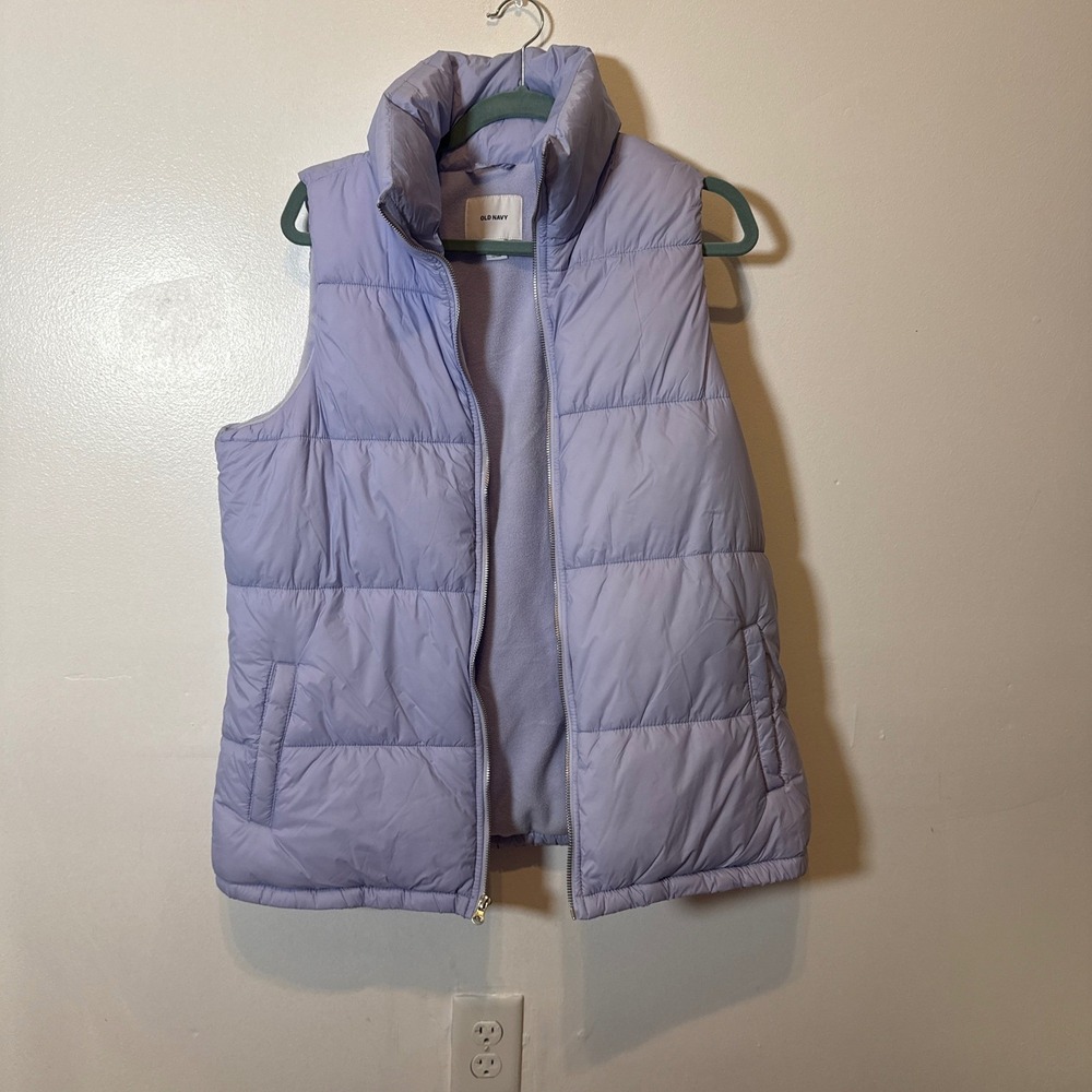 Old Navy Women's Puffer Vest Lilac Purple Size L Tall Full Zip Sleeveless